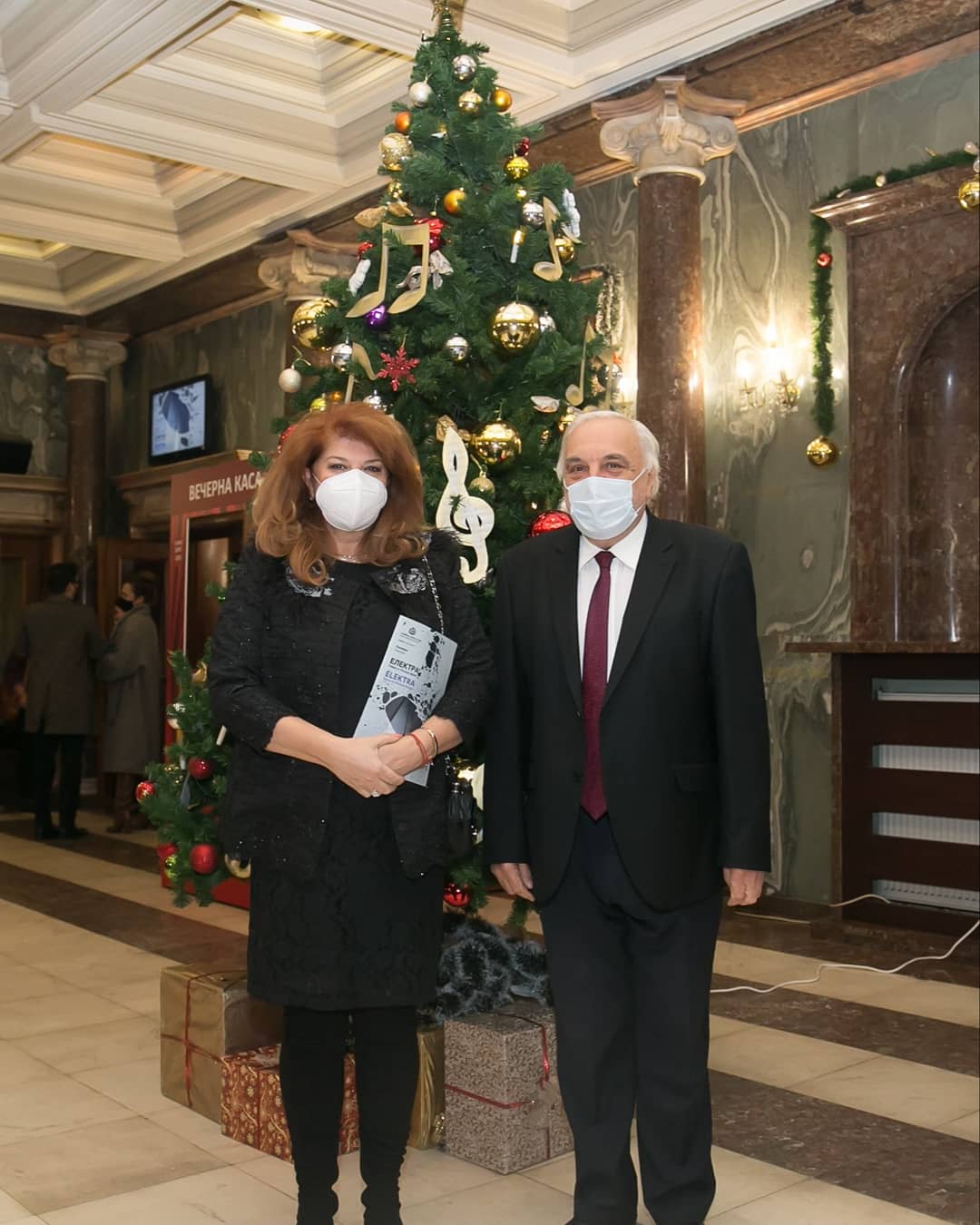 Снимка: Илияна Йотова - Вицепрезидент на Р. България и Пламен Карталов - Директор на Софийската опера