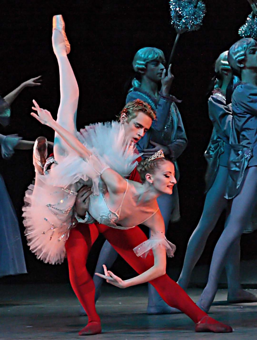 ИЗВЪНРЕДНО ПРЕДСТАВЛЕНИЕ НА „ЛЕШНИКОТРОШАЧКАТА" НА 22.12