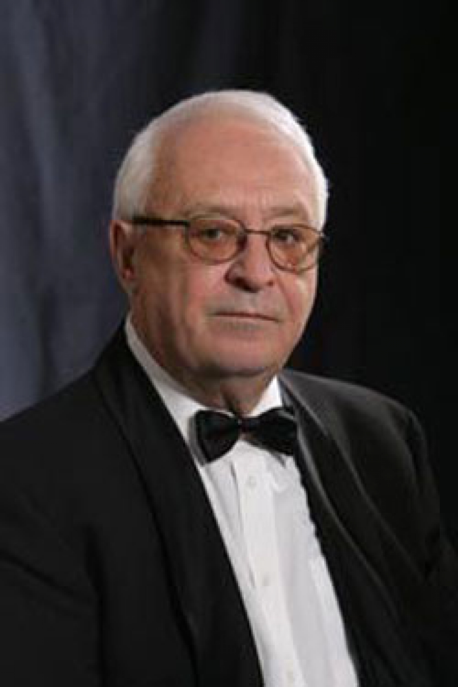 Prof. Svetozar Donev is one of the most eminent artists of modern Bulgarian theatre and music art.