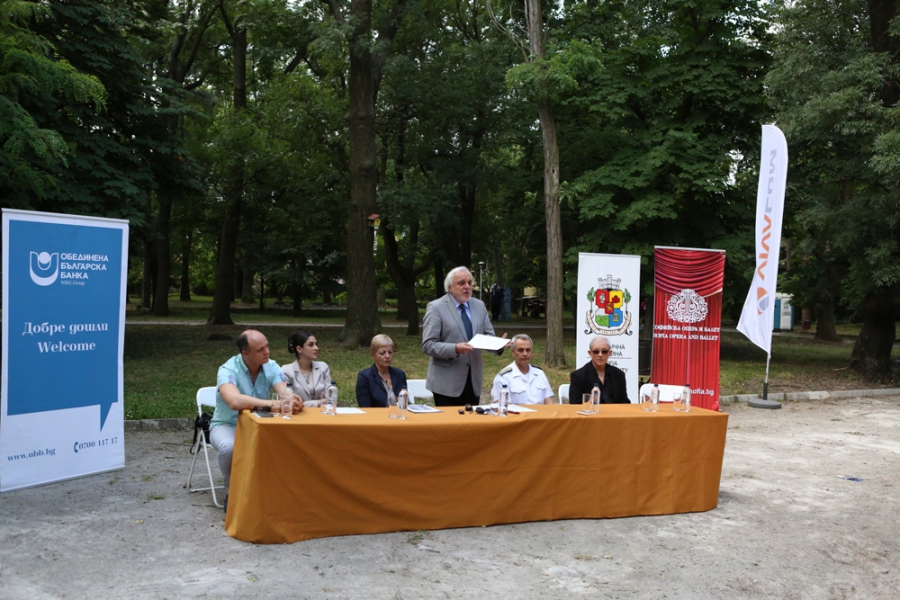 PRESS CONFERENCE ABOUT THE VITH SUMMER FESTIVAL “OPERA IN THE PARK”