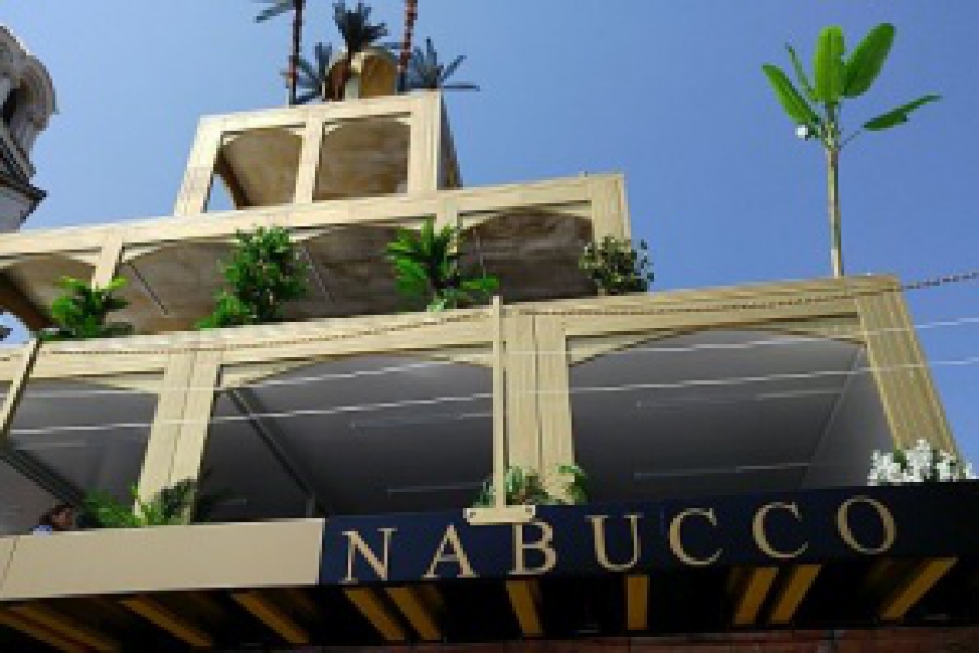 dariknews.bg - "Набуко" ни превзема на внушителна сцена пред „Св. Александър Невски"