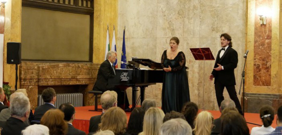 Владимир Благо, www.operaslovakia.sk - БЪЛГАРИТЕ ЗНАЯТ КАК