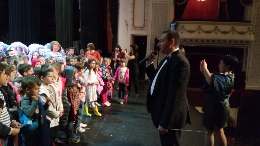 YOUNG AUDIENCE CONQUERED THE STAGE OF “LILLY AND THE MAGIC PEARL”