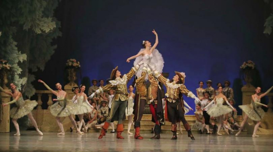 БНТ - Солисти от Болшой театър в балета "Спящата красавица" в Софийската опера