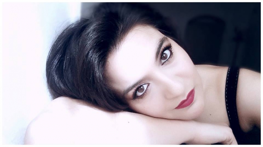 Because of indisposition of Maria Mudryak, on 13 December 2018 in the opera “La traviata” you shall watch Nunzia de Falco (Italy) in the role of Violetta Valéry.