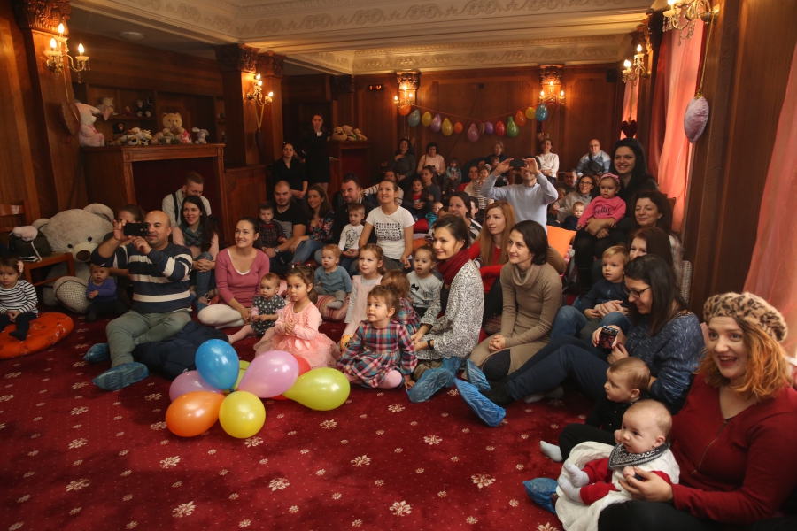 Поради обявената грипна епидемия на територията на София-град, спектаклите на “Концерти за бебоци” на 02.02. и 03.02 няма да се състоят.