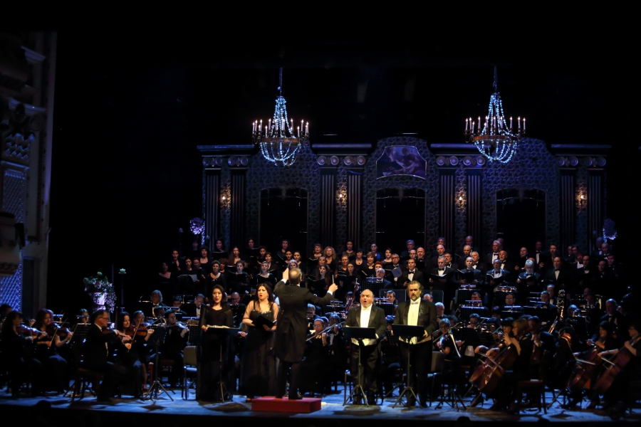 A MOVING SPIRITUAL HOLIDAY IN THE TEMPLE OF THE SOFIA OPERA