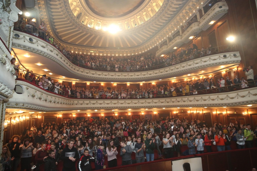 EXCLAMATIONS “BRABO” FOR “LES MISÉRABLES” OF THE SOFIA OPERA AND BALLET