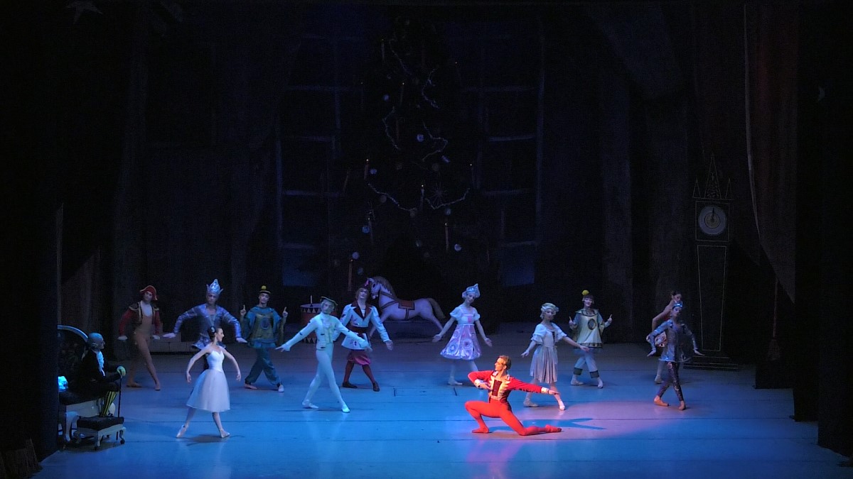 Photo: ЛЕШНИКОТРОШАЧКАТА -  П. И. Чайковски / THE NUTCRACKER by P. I. Tchaikovsky