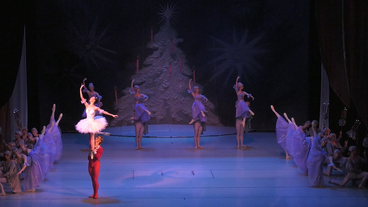 Photo: ЛЕШНИКОТРОШАЧКАТА -  П. И. Чайковски / THE NUTCRACKER by P. I. Tchaikovsky