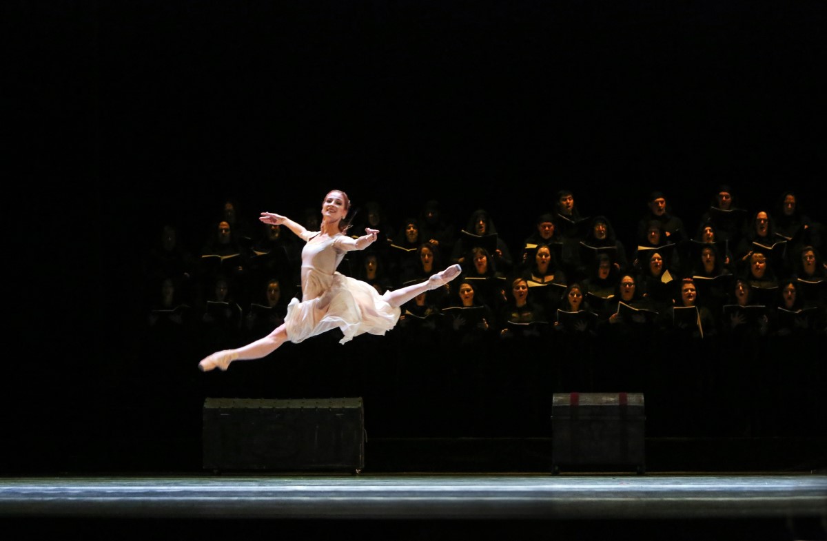 Photo: КАРМИНА БУРАНА -  Карл Орф / CARMINA BURANA - Carl Orff