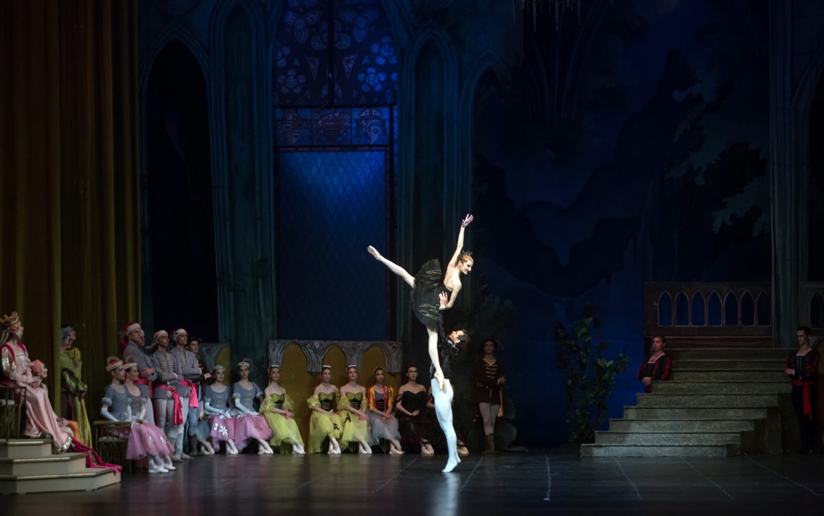 Photo: ЛЕБЕДОВО ЕЗЕРО - П.И.Чайковски / SWAN LAKE - P.I.Tchaikovsky