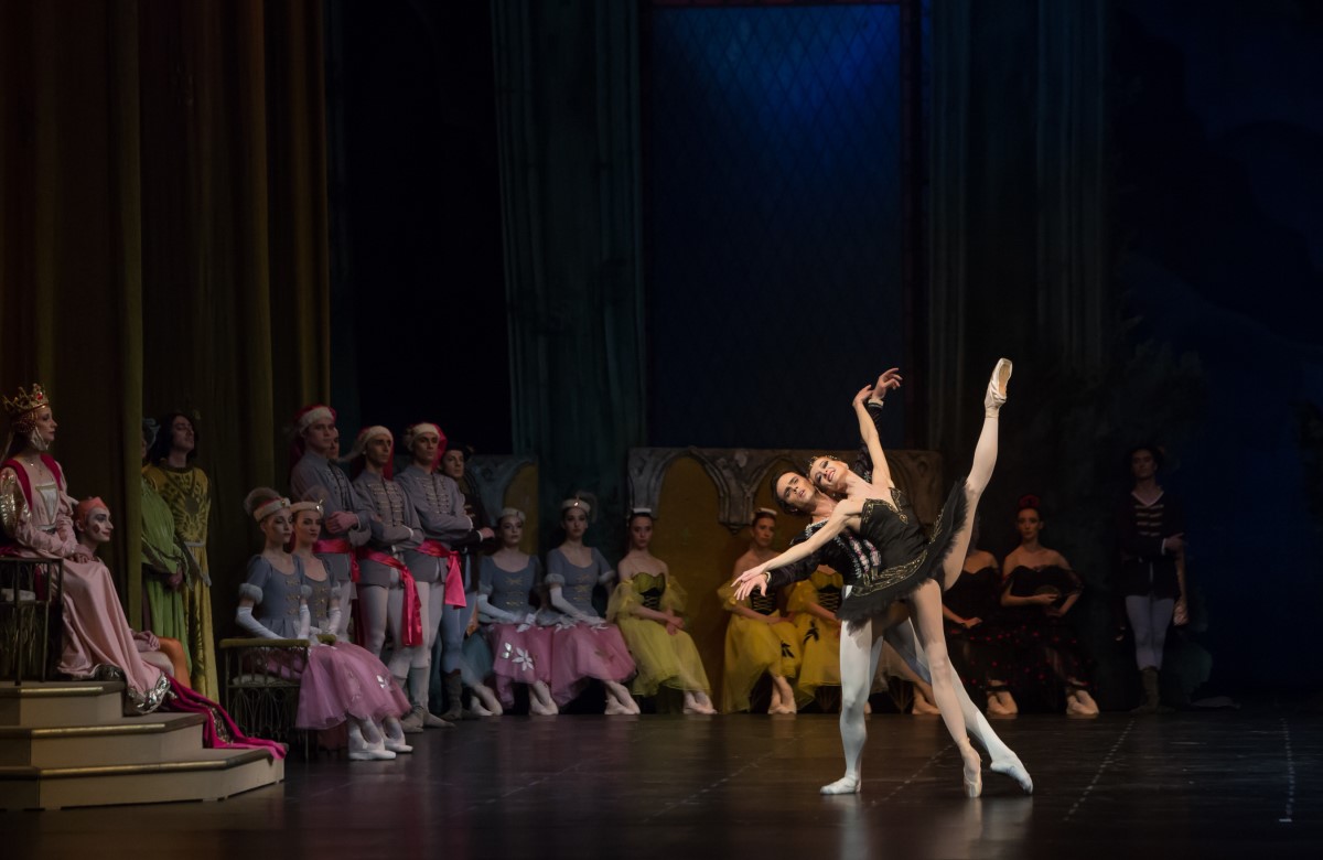 Photo: ЛЕБЕДОВО ЕЗЕРО - П.И.Чайковски / SWAN LAKE - P.I.Tchaikovsky