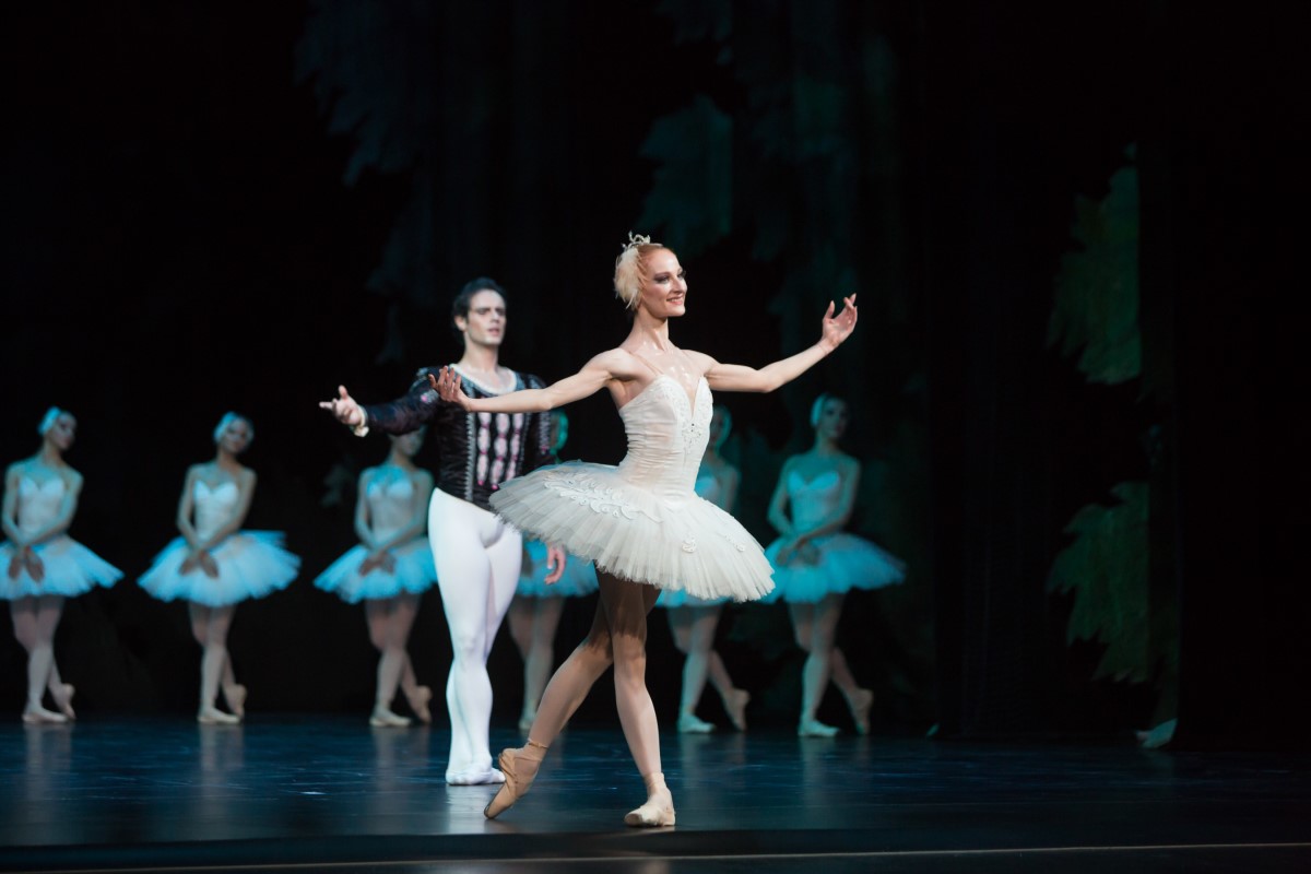Photo: ЛЕБЕДОВО ЕЗЕРО - П.И.Чайковски / SWAN LAKE - P.I.Tchaikovsky