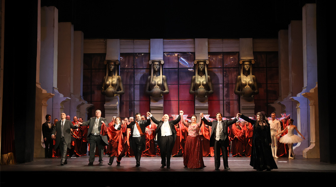 Impressions of the audience after the capturing performance of the guests Ramón Vargas, Leticia de Altamirano, Vladimir Stoyanov and the soloists of the Sofia Opera