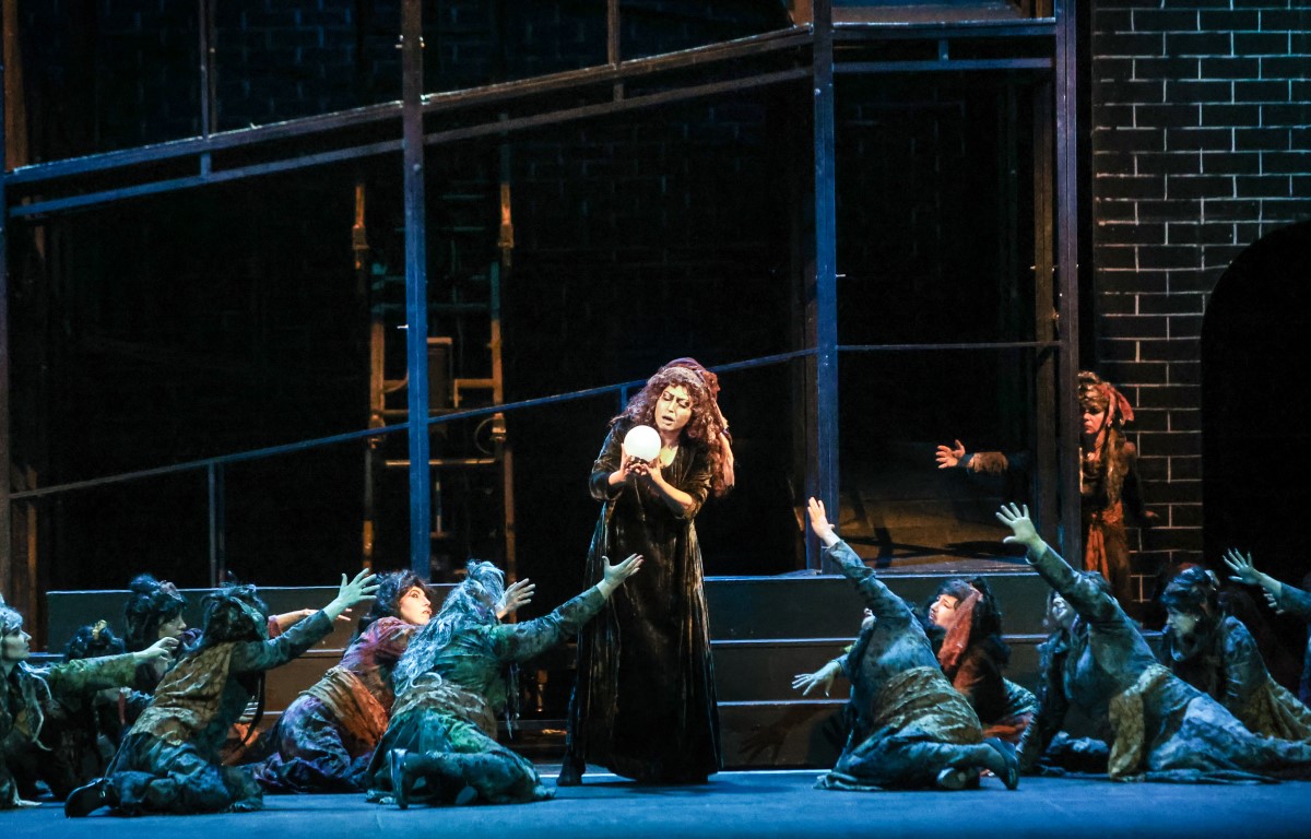 Photo: БАЛ С МАСКИ от Джузепе Верди / UN BALLO IN MASCHERA by Giuseppe Verdi