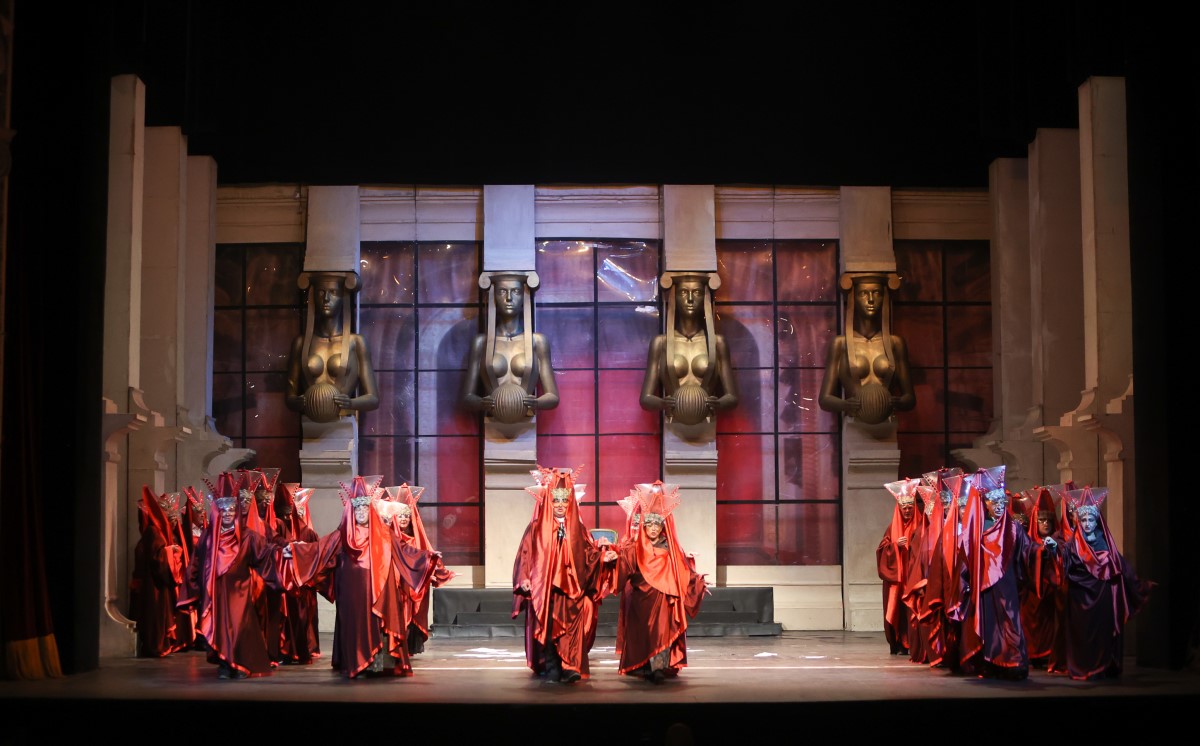 Photo: БАЛ С МАСКИ от Джузепе Верди / UN BALLO IN MASCHERA by Giuseppe Verdi