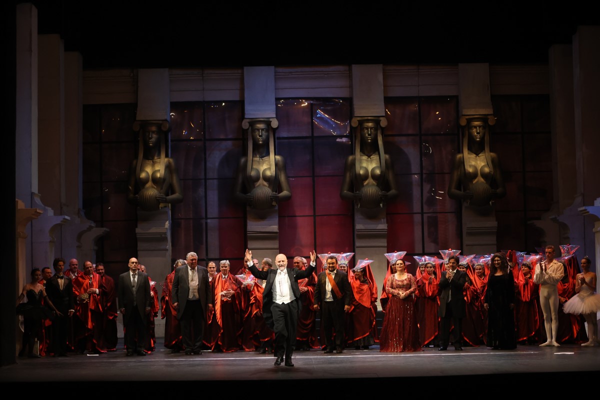 Photo: БАЛ С МАСКИ от Джузепе Верди / UN BALLO IN MASCHERA by Giuseppe Verdi