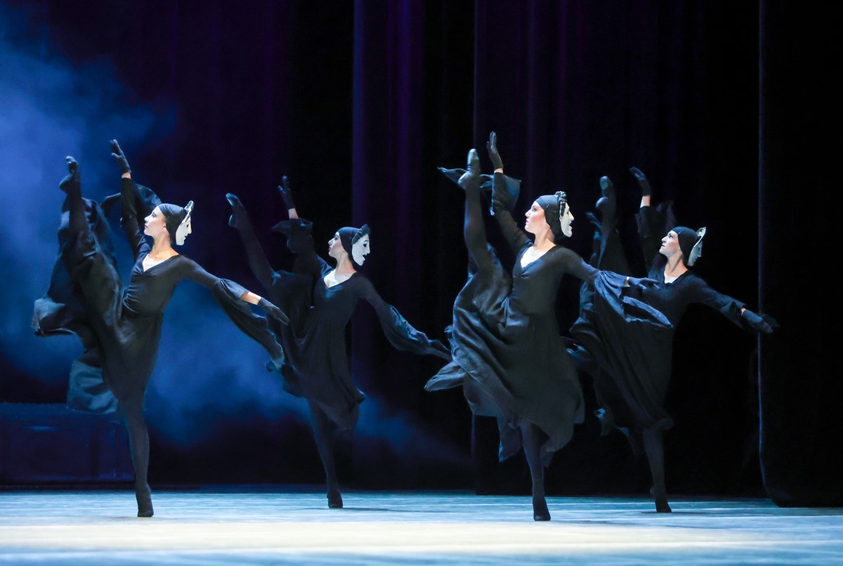 Photo: КАРМИНА БУРАНА -  Карл Орф / CARMINA BURANA - Carl Orff