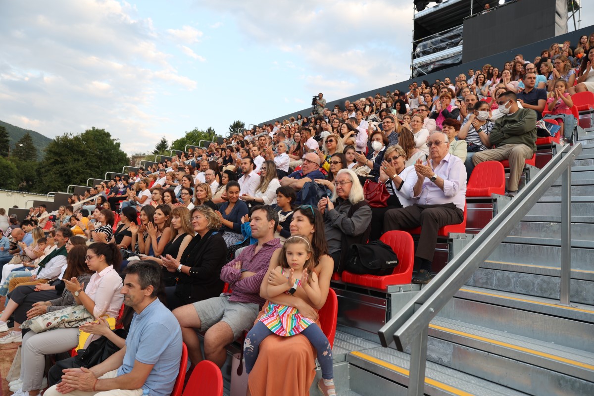 Снимка: „ЛЕБЕДОВО ЕЗЕРО“ от Пьотър Илич Чайковски