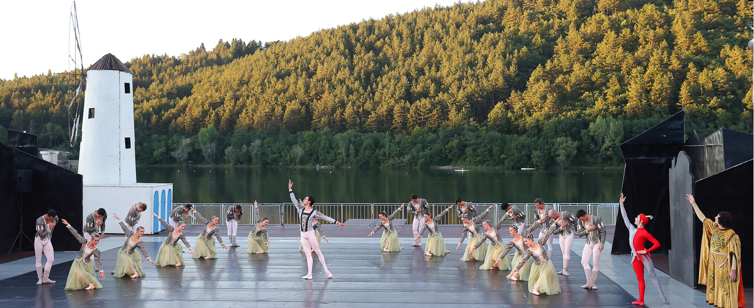 ОТЗИВИ НА ЗРИТЕЛИ ЗА БАЛЕТА „ЛЕБЕДОВО ЕЗЕРО“ ОТ 07.08.2021