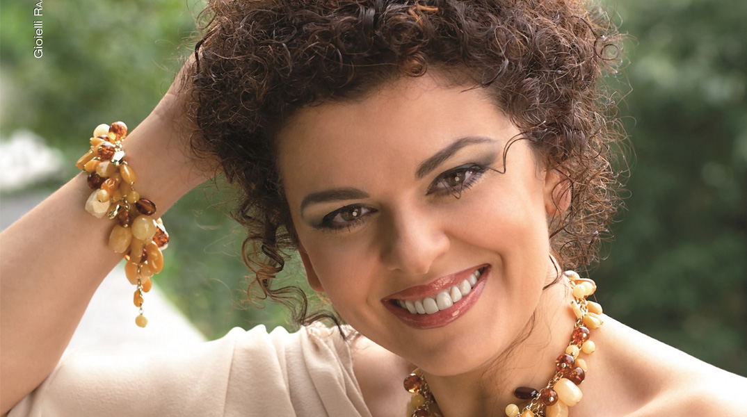 Фиоренца Чедолинс - Сантуца в "Селска чест" от Маскани - интервю