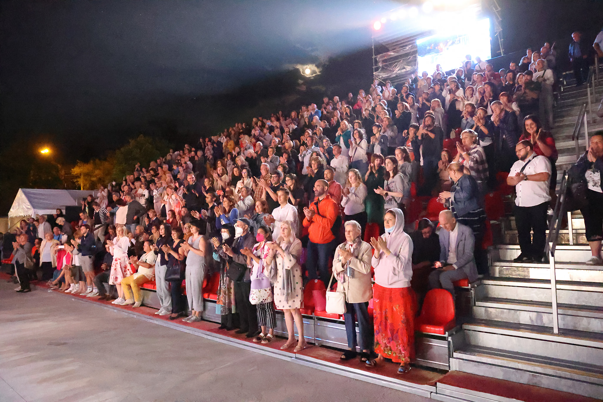 Снимка: „МАДАМ БЪТЕРФЛАЙ“ - ПУЧИНИ - ПАНЧАРЕВСКОТО ЕЗЕРО – 20.08.2021