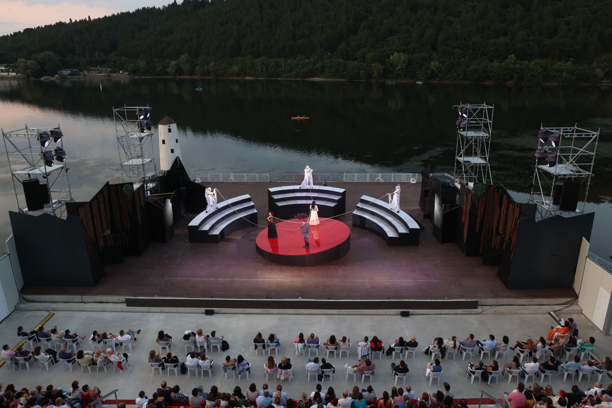 Снимка: „КАРМЕН“ - БИЗЕ – ПАНЧАРЕВСКО ЕЗЕРО ОТ 22.08.2021