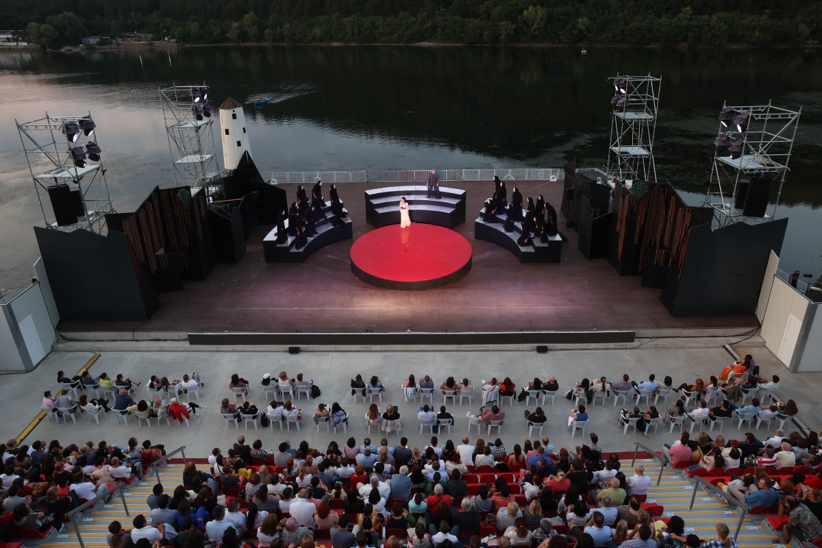 Снимка: „КАРМЕН“ - БИЗЕ – ПАНЧАРЕВСКО ЕЗЕРО ОТ 22.08.2021