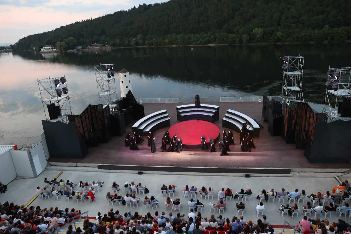 Снимка: „КАРМЕН“ - БИЗЕ – ПАНЧАРЕВСКО ЕЗЕРО ОТ 22.08.2021