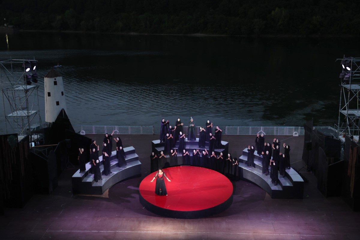 Снимка: „КАРМЕН“ - БИЗЕ – ПАНЧАРЕВСКО ЕЗЕРО ОТ 22.08.2021