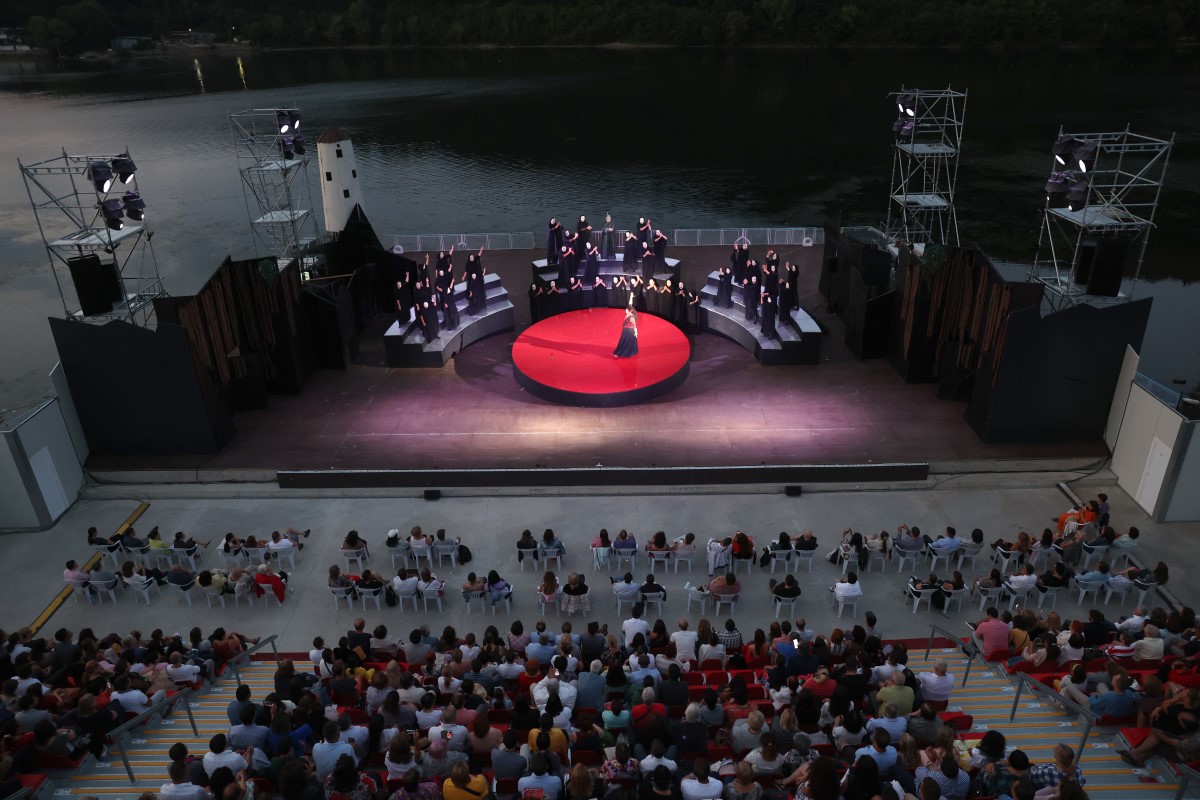 Снимка: „КАРМЕН“ - БИЗЕ – ПАНЧАРЕВСКО ЕЗЕРО ОТ 22.08.2021