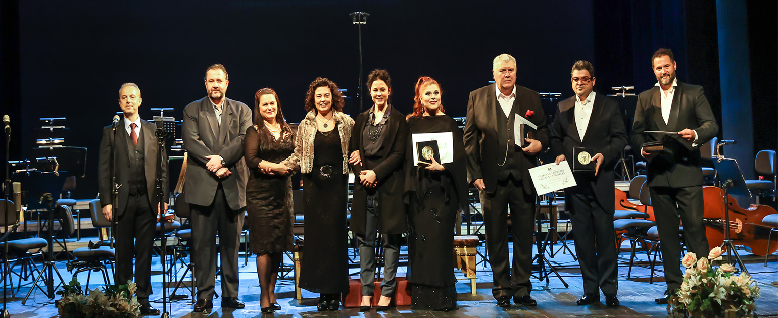 5 ноември от 19 часа се състоя Гала концерт по случай 85-годишнината от рождението на Никола Гюзелев