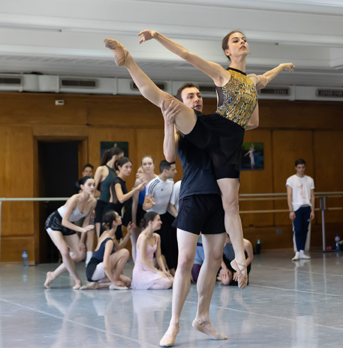The ballet premiere "A Midsummer Night's Dream" on 21, 22, 23 and 24 July on the open stage of the lake in Pancharevo