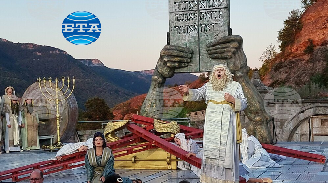 The seventh edition of "Opera of the Peaks – Belogradchik Rocks" opened with the masterpiece "Nabucco" by Verdi