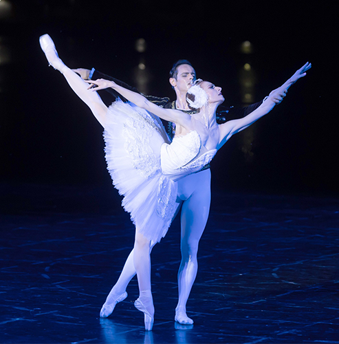 Откриване на 4-ти летен фестивал “Музи на водата” с една от най-големите световни балетни класики - “Лебедово езеро”