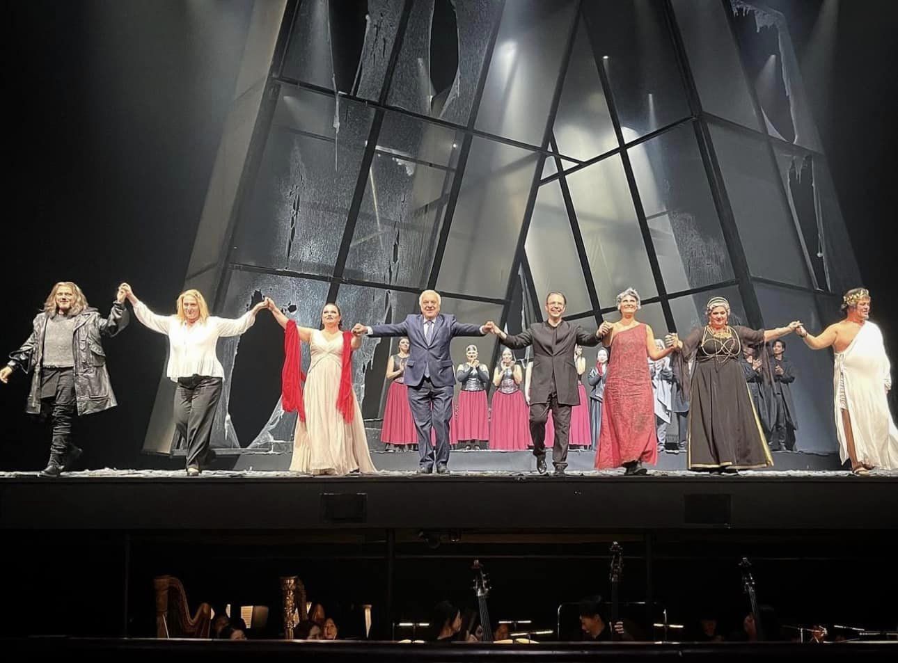 Огромен успех за Софийската опера, която на 20 и 21 октомври гостува за първи път на Международния оперен фестивал в Тегу, Южна Корея