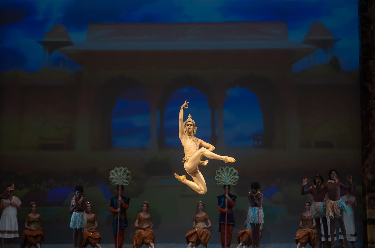 Photo: БАЯДЕРКА / LA BAYADÈRE