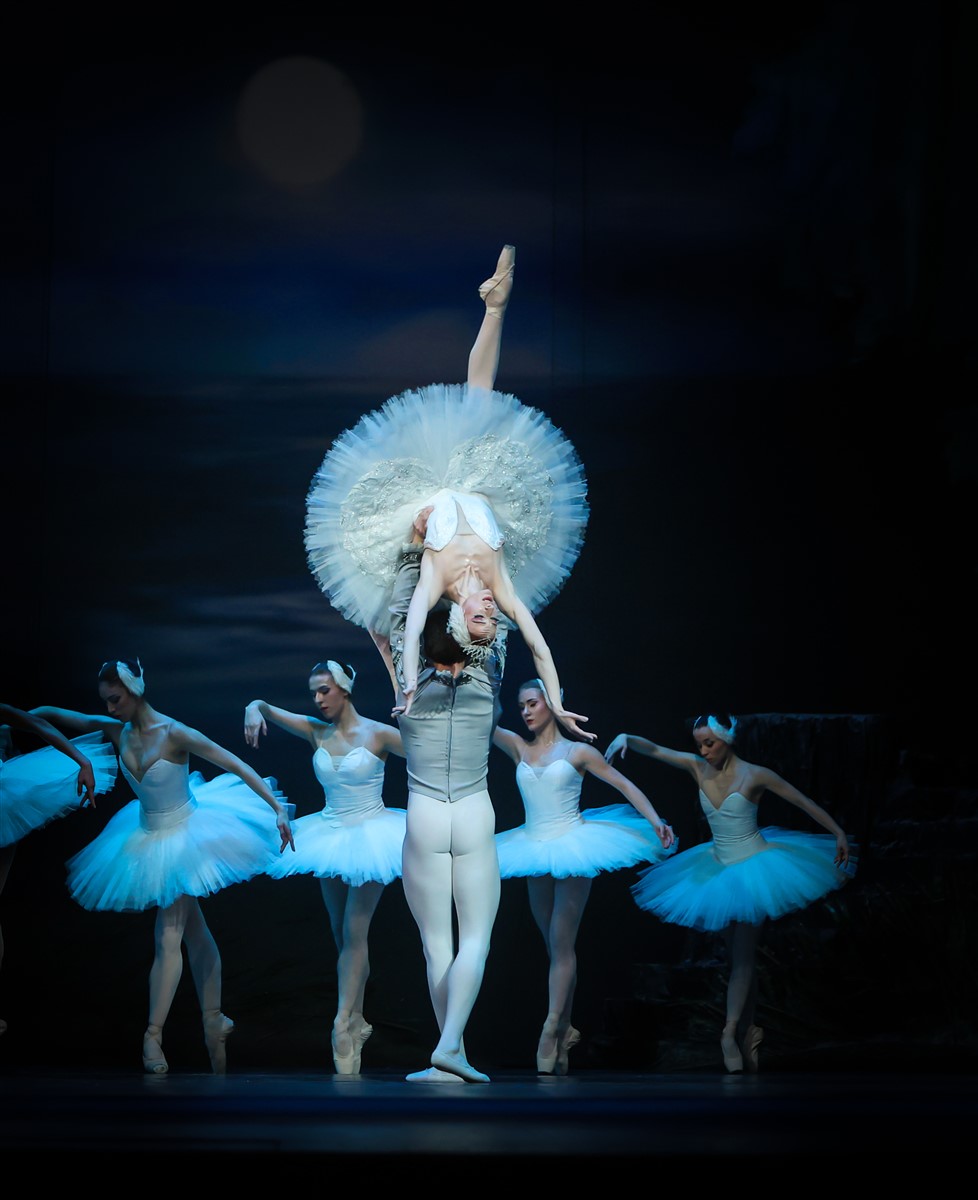 Photo: ЛЕБЕДОВО ЕЗЕРО / SWAN LAKE