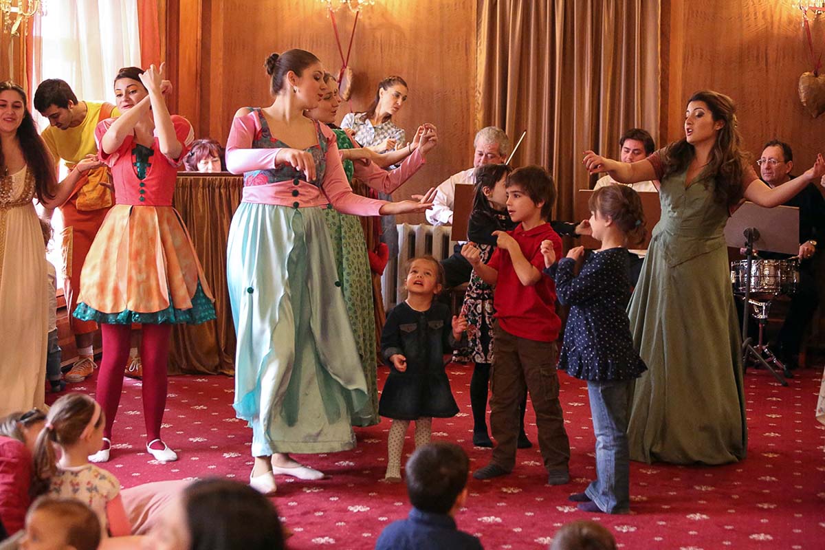 Photo: Концерт за бебоци