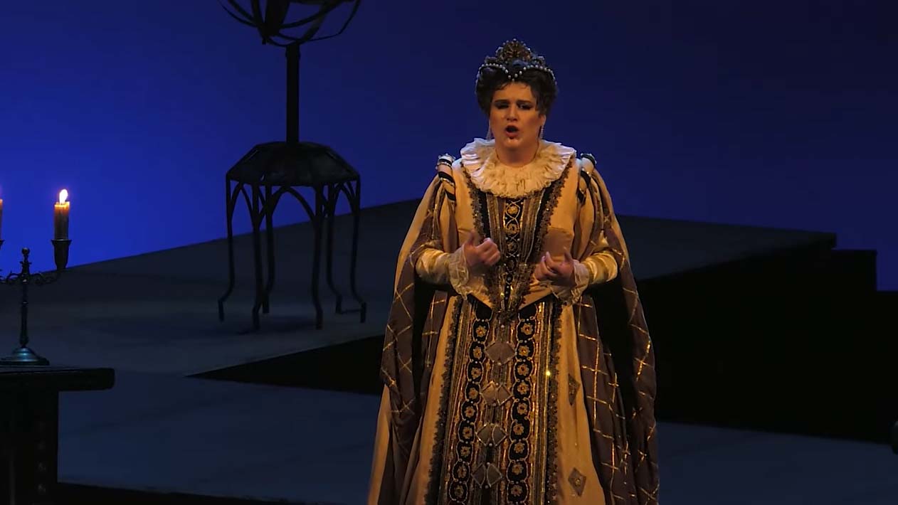 На 2 февруари Гергана Русекова за първи път се представи в ролята на принцеса Еболи в „Дон Карлос“ от Джузепе Верди