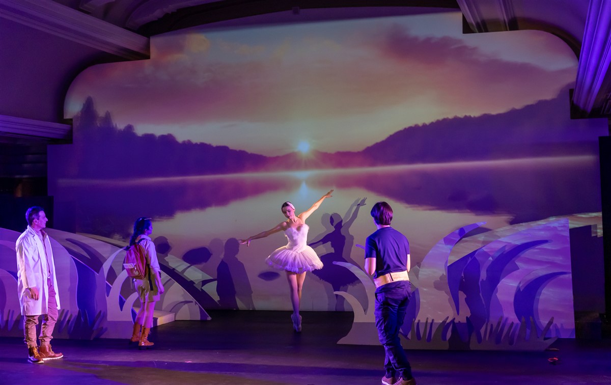 Снимка: „Карнавалът на животните“