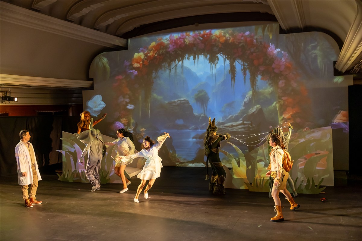 Снимка: „Карнавалът на животните“