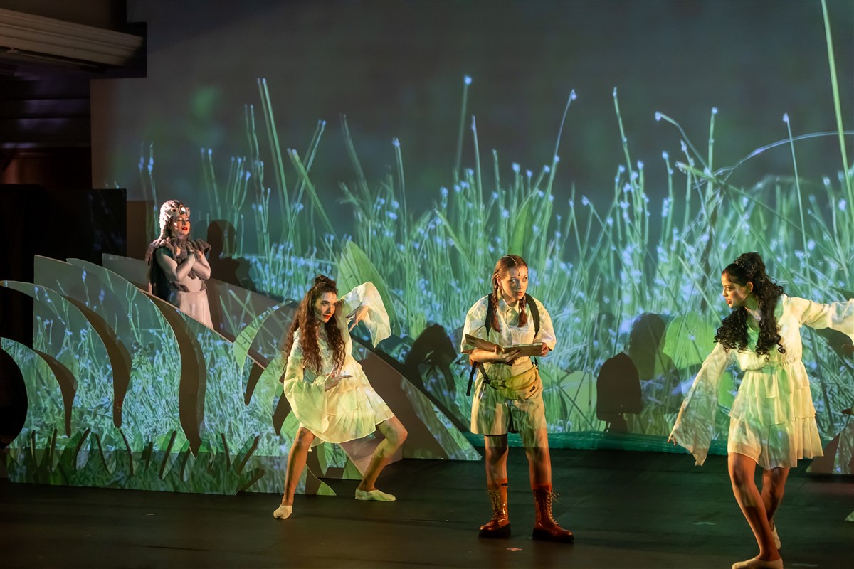 Снимка: „Карнавалът на животните“