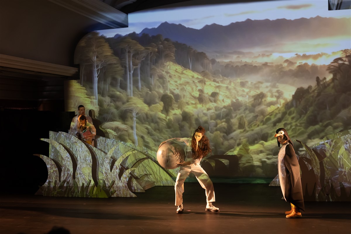 Снимка: „Карнавалът на животните“