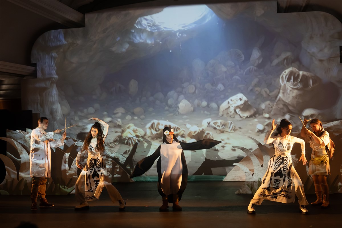 Снимка: „Карнавалът на животните“