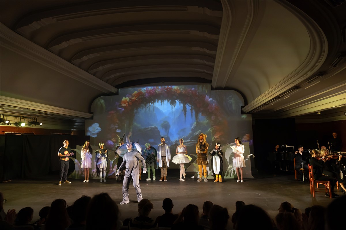 Снимка: „Карнавалът на животните“