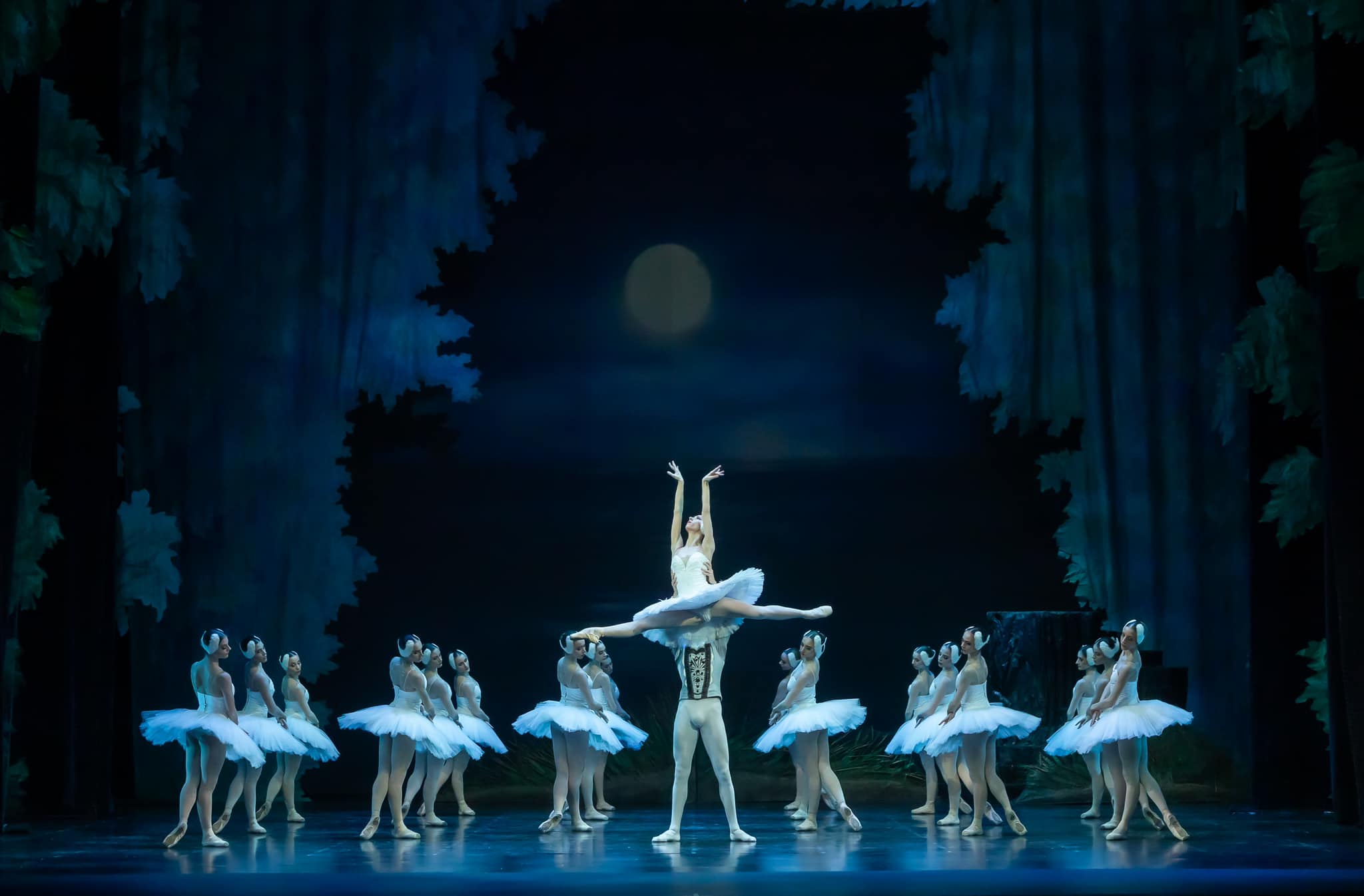 Photo: ЛЕБЕДОВО ЕЗЕРО / SWAN LAKE