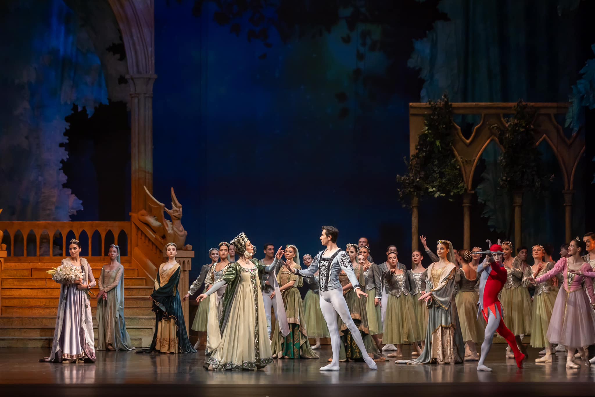 Photo: ЛЕБЕДОВО ЕЗЕРО / SWAN LAKE