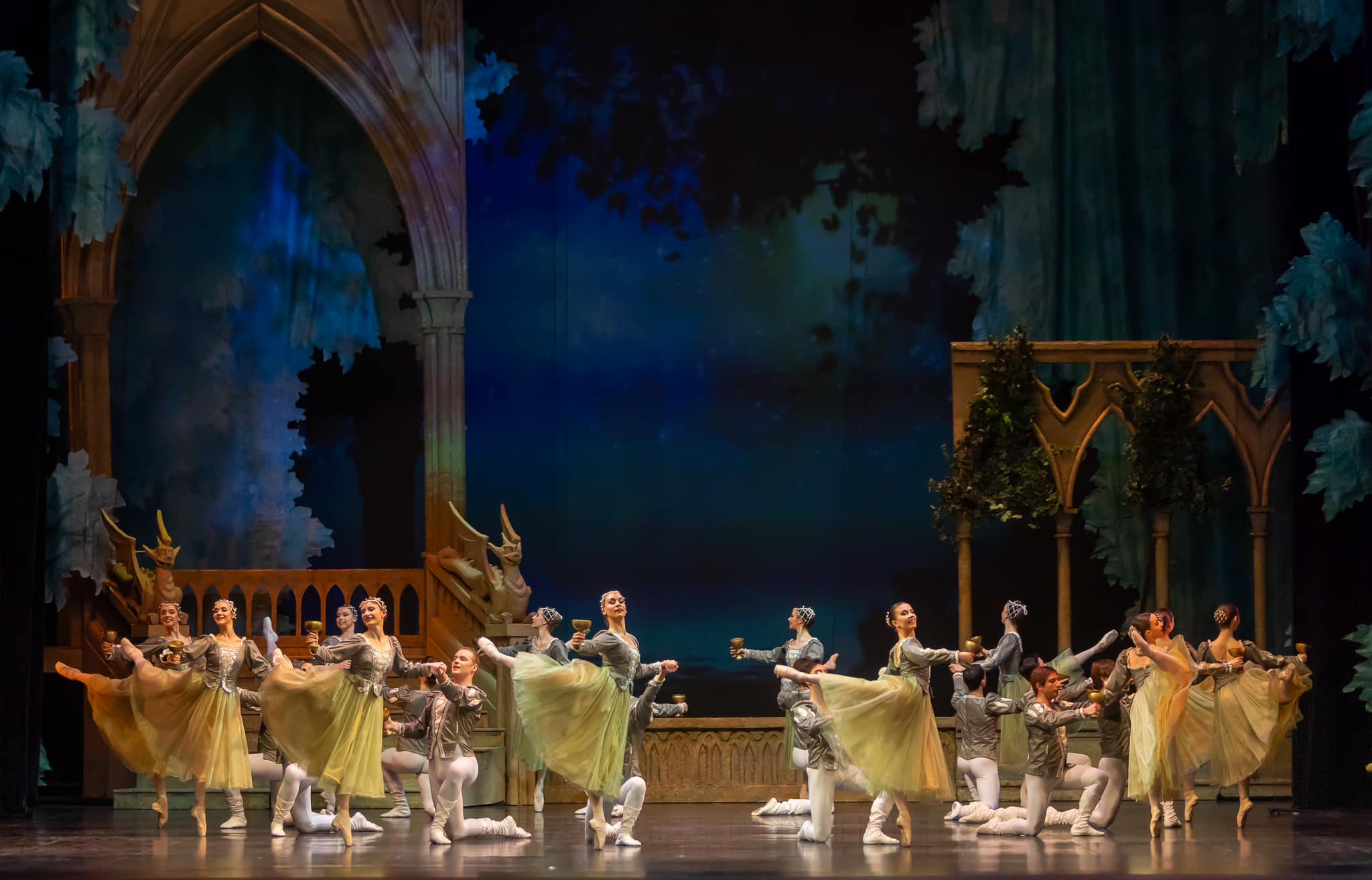 Photo: ЛЕБЕДОВО ЕЗЕРО / SWAN LAKE